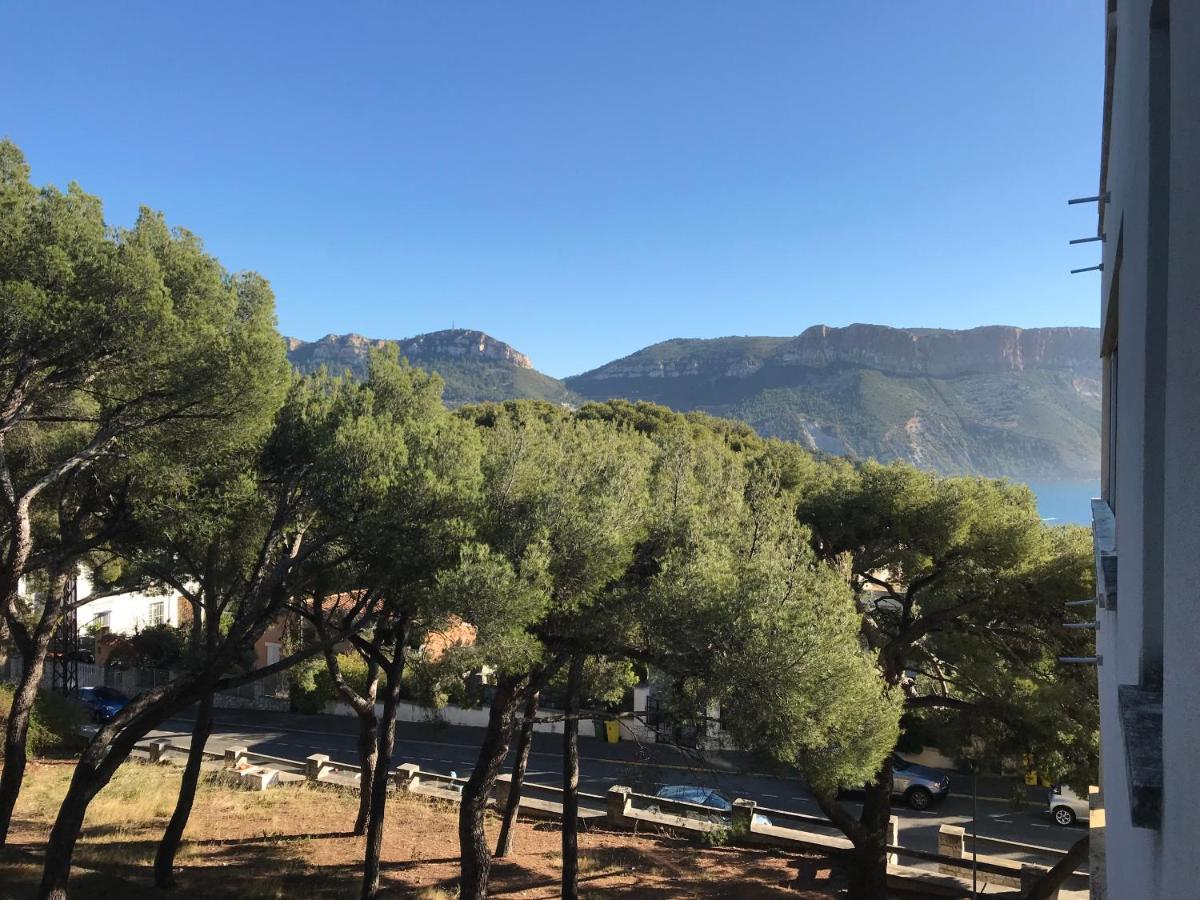 Au Son Des Cigales Apartment Cassis Exterior photo